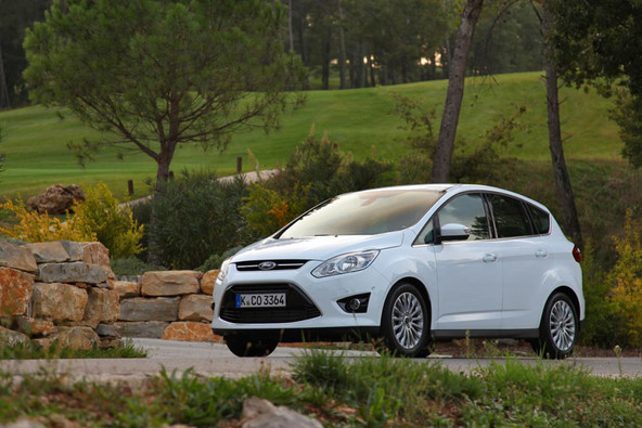 mednarodna predstavitev: Ford C-max