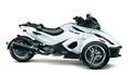 BRP Can-Am spyder roadster RS / RT: Pridobitve v modelnem letu 2012