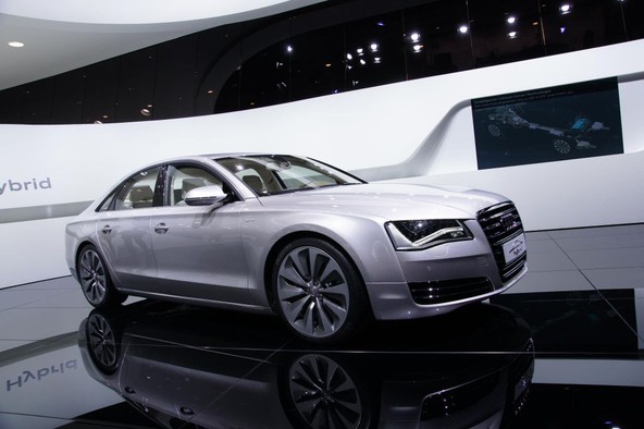 Audi A8 hybrid: Merilo za povečano učinkovitost