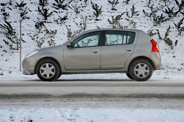 Dacia sandero 1,4 laureate: Prvič v življenju