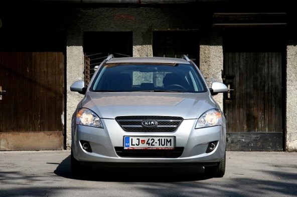 Kia cee'd_sw 1,6 CRDi VGT EX europe+: Fleksibilnost