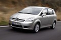 COROLLA VERSO: COROLLA VERSO - MAJ 2004