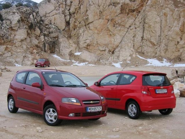 mednarodna predstavitev: Chevrolet kalos 3 vrata