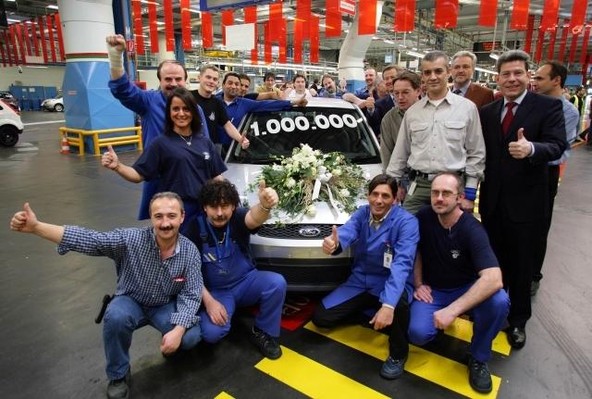 Ford: Izdelanih že preko milijon modelov Ford Fieste