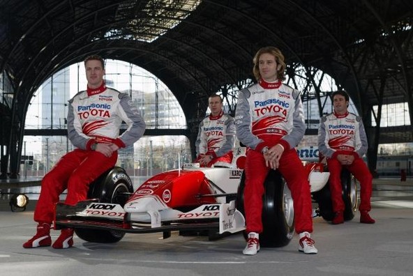 Formula 1: Napredovanje tima Panasonic Toyota Racing