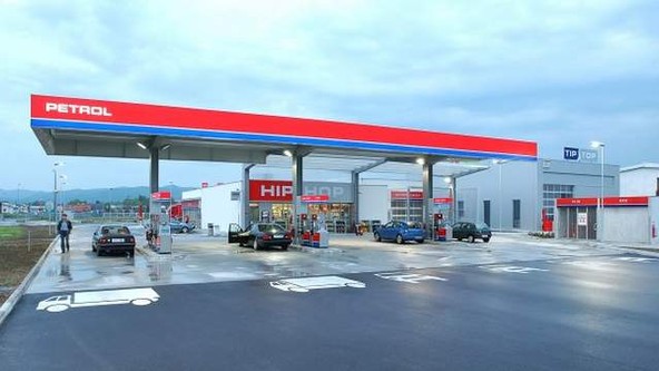 Hitri servis TIP STOP: Nadgradnja Petrolove ponudbe na poti
