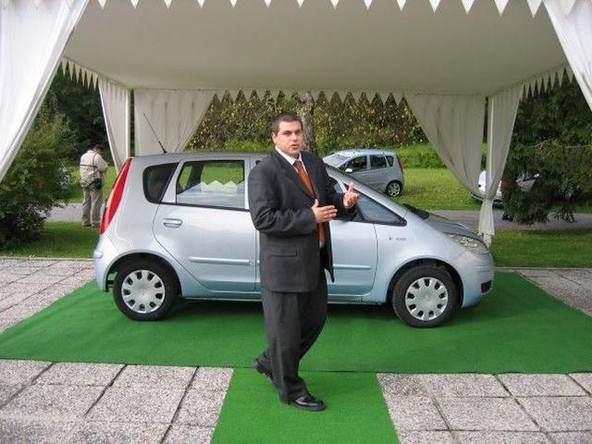 domača predstavitev: Mitsubishi colt