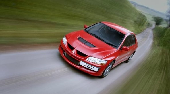 Mitsubishi lancer evolution VIII: Športni avto leta