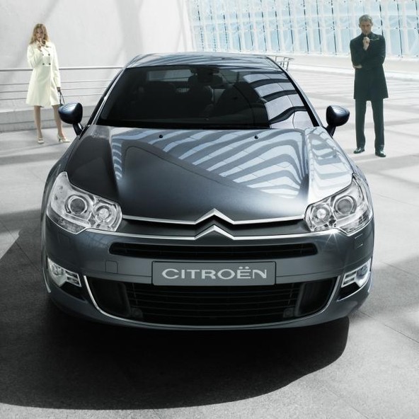 Novi Citroën C5: Zapeljivost, dinamičnost, razkošnost in kakovost