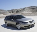 Novi Saab 9-5: Progresiven design in izboljšane vozne lastnosti