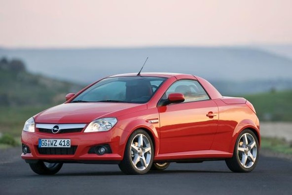 Opel: Pričetek prodaje za novo Opel Tigro TwinTop