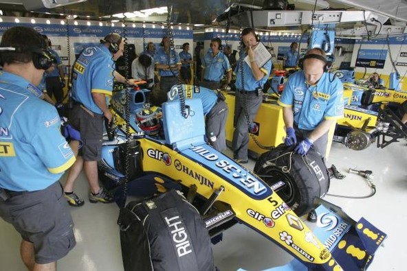 Renault F1 Team: Velika nagrada Brazilije, Interlagos - Renaultov dirkač je postal svetovni prvak!