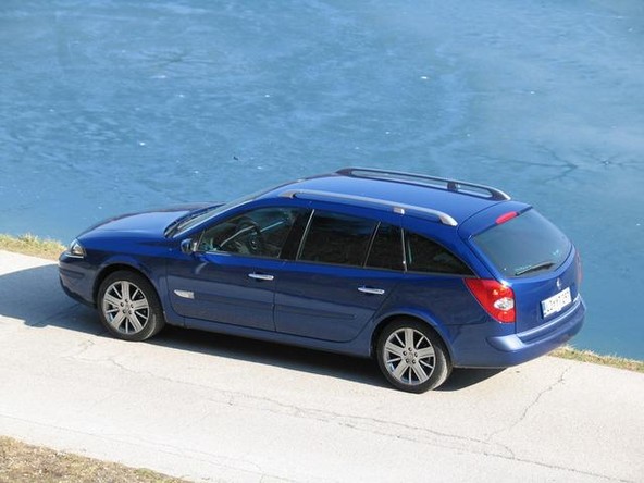 domača predstavitev: Renault laguna in vel satis