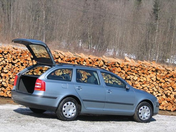 domača predstavitev: Škoda octavia combi in combi 4x4