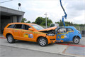 ADAC  Horror Crashtest : Fiatov David (500) proti Audijevemu Goljatu (Q7)