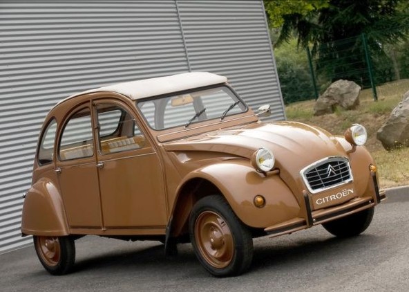 Citroën 2CV6 spécial par Hermès: Premium 'spaček'