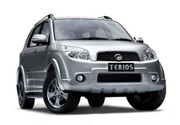 Daihatsu terios LWB: 7-sedežni terios za Indonezijce