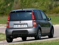 Fiat panda 100HP: Elle MacPherson in njena nova panda