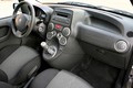 Fiat panda 100HP: Elle MacPherson in njena nova panda