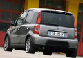 Fiat panda 100HP: Elle MacPherson in njena nova panda