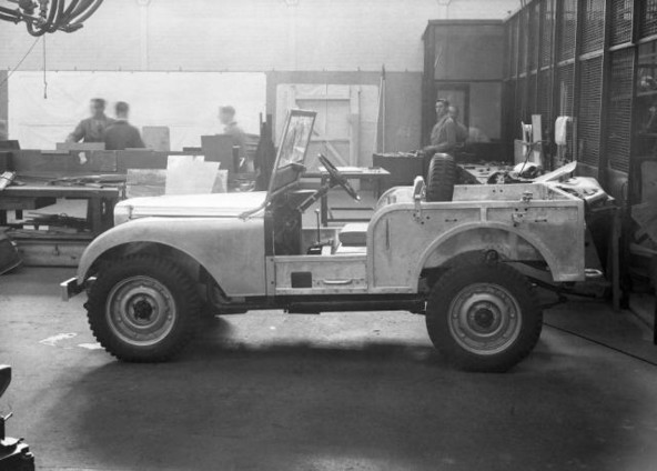 Land Rover defender SVX: Jubilejna serija