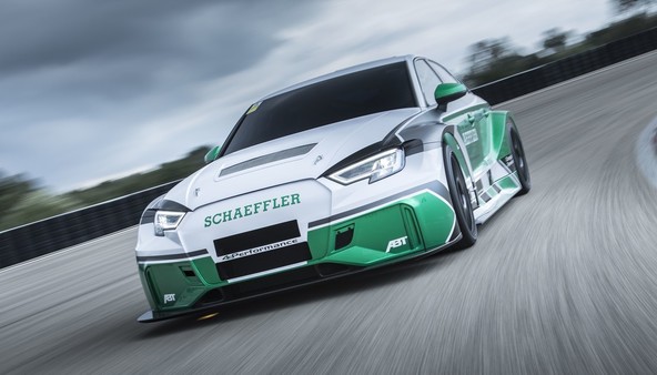 Schaeffler 4ePerformance: Audi z neklasičnim 4x4 pogonom