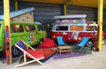  Indoor-Camping  v Bonnu: Base Camp, malo drugačen hostel…