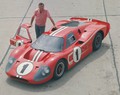Caroll Shelby in Ford GT40 (MkIV) v Le Mansu leta 1967