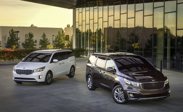 KIA sedona: KIA z novim enoprostorcem na salonu v New Yorku
