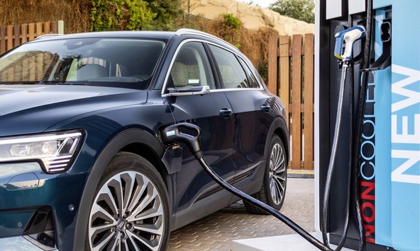 Testiranje kluba ADAC: Hitro polnjenje ni vedno hitro