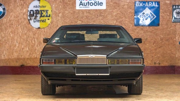 Aston Martin lagonda : Eksotična limuzina išče novega lastnika