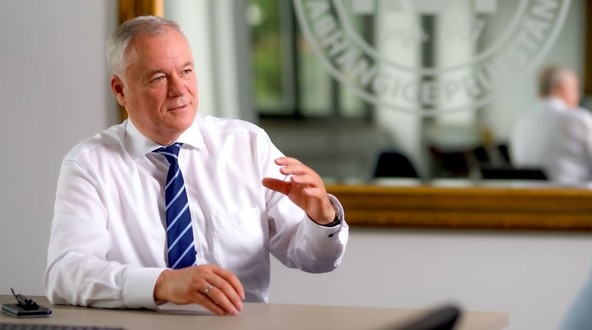 Profesor Gerhard Reiff