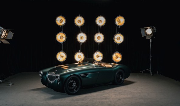 Austin-Healey 100/4 by Caton: Oživitev še ene 4-kolesne legende