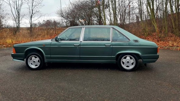 Tatra 613-4 Mi electronic : Češka eksotika išče novega lastnika