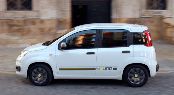FIAT panda & punto young: Dve novi posebni seriji za mlade