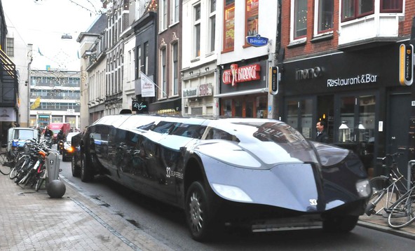 Superbus by Wubbo Johannes Ockels: Predstavnik zelo hitrih avtobusov