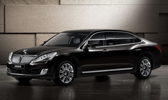Hyundai equus limousine: Hyundaijev 'Pullman' za ruske oligarhe