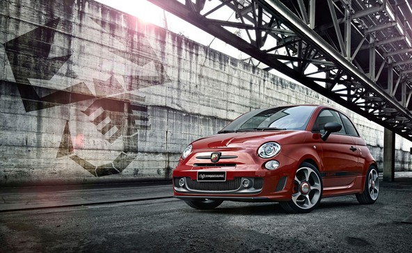 Abarth 595 competizione: Nov odmerek pogonske moči