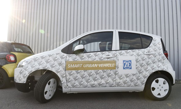 ZF smart urban vehicle: Nov prototip pametnega mestnega avtomobila