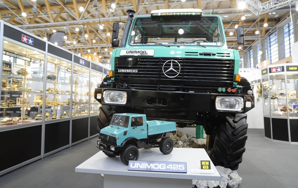 Unimog 425 (1:10) - Tamiya
