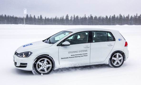 ZF Friedrichshafen AG: Testiranje prototipa s 4-kolesnim krmilnim mehanizmom