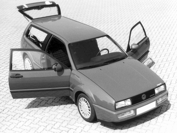 Volkswagen corrado G60 magnum sport kombi: Naprodaj sta dva 'shooting-brake' volkswagna