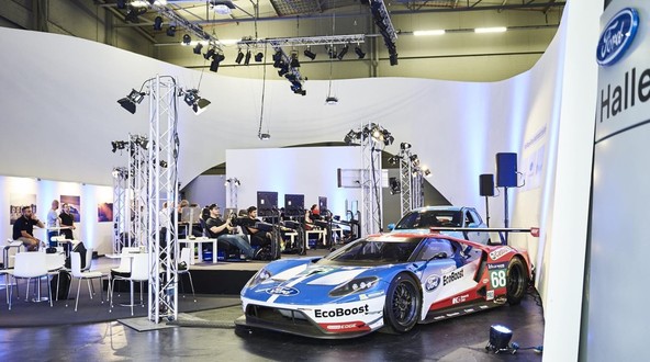 Ford GT & Forza Motorsport 6: Guinnessov svetovni rekord v trajanju virtualne vožnje
