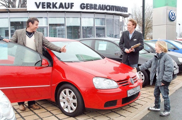 Raziskava kluba ADAC: Kupci si ne želijo vozil nepomembnih znamk