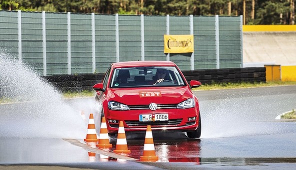 Vztrajnostni primerjalni test celoletnih pnevmatik: 10.000-kilometrsko testiranje s povsem nepričakovanim izidom
