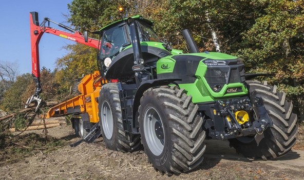 Paul Nutzfahrzeuge & Agritechnica 2017: Predstavitev nadvse praktičnega traktorja