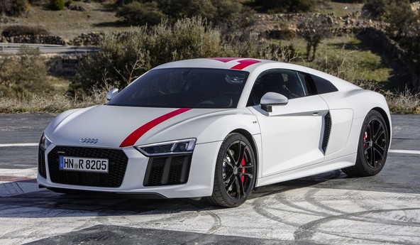 Audi R8 coupé V10 5.2 FSI RWS S tronic: R8 za puriste