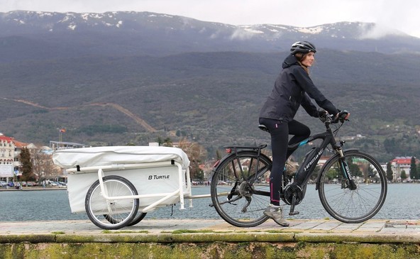 Gentle Tent B-Turtle: Bivalni priklopnik za kolesarje