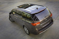 KIA sedona: KIA z novim enoprostorcem na salonu v New Yorku