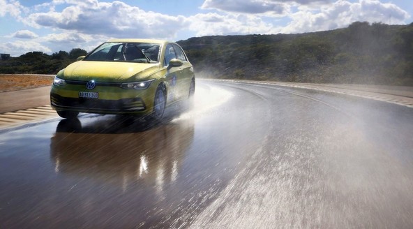 Auto-Illustrierte & TÜV Süd: So večje in širše pnevmatike res najboljša izbira?